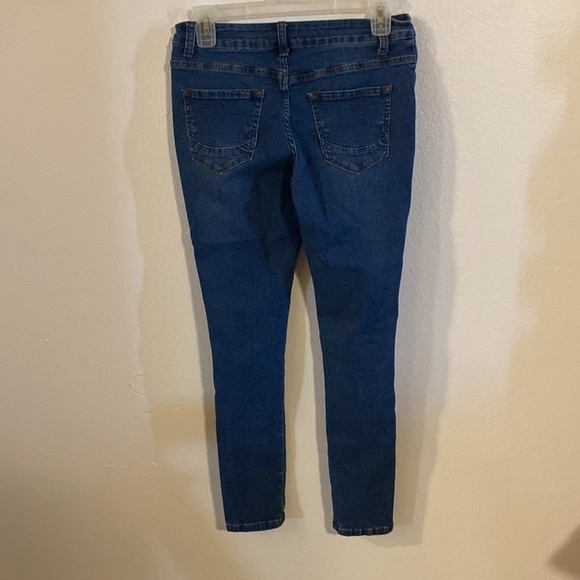 Jeans - Picture 3 of 5